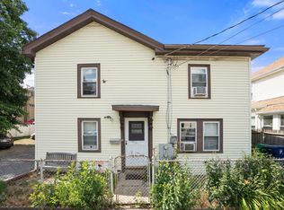 35 Middle St, Newton, MA 02458