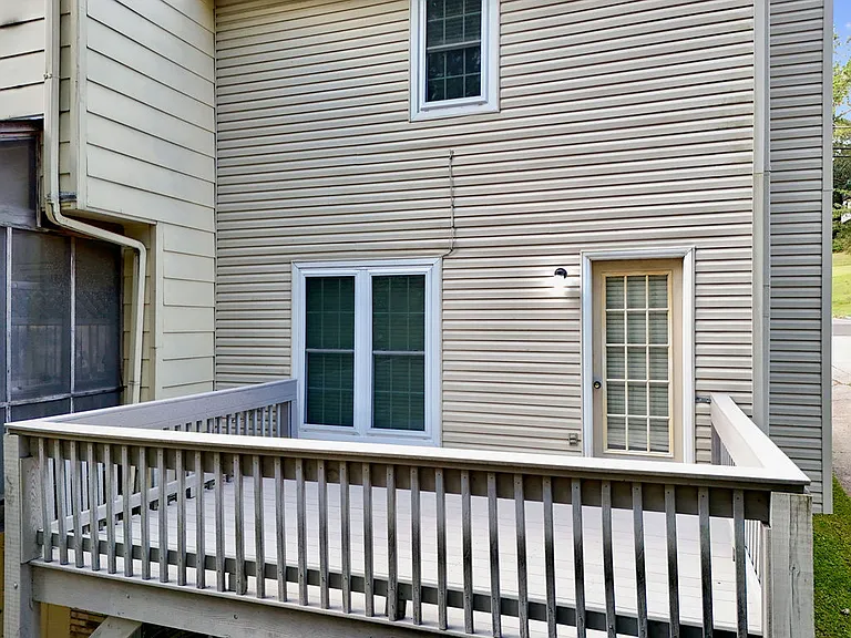 4601 Little River Rd — Photo 4