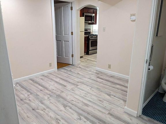 5th image of 430 Munich St