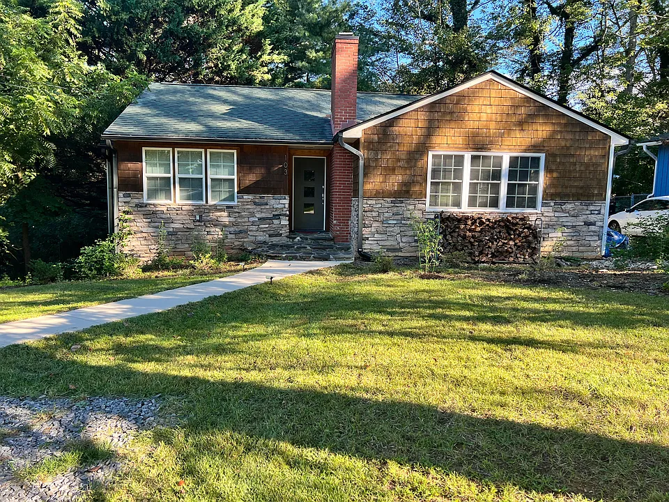 103 Cedar Ln