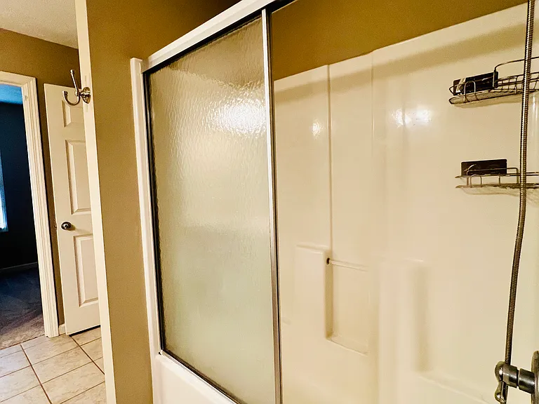 1112 Ekstam Dr #4 — Photo 17