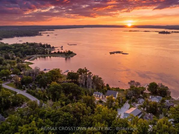 42 Bluff Point Rd, Tay, ON L0K 2C0