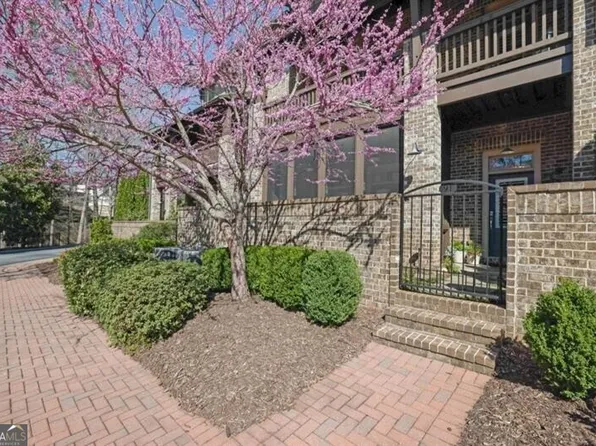 91 Webb St, Roswell, GA 30075
