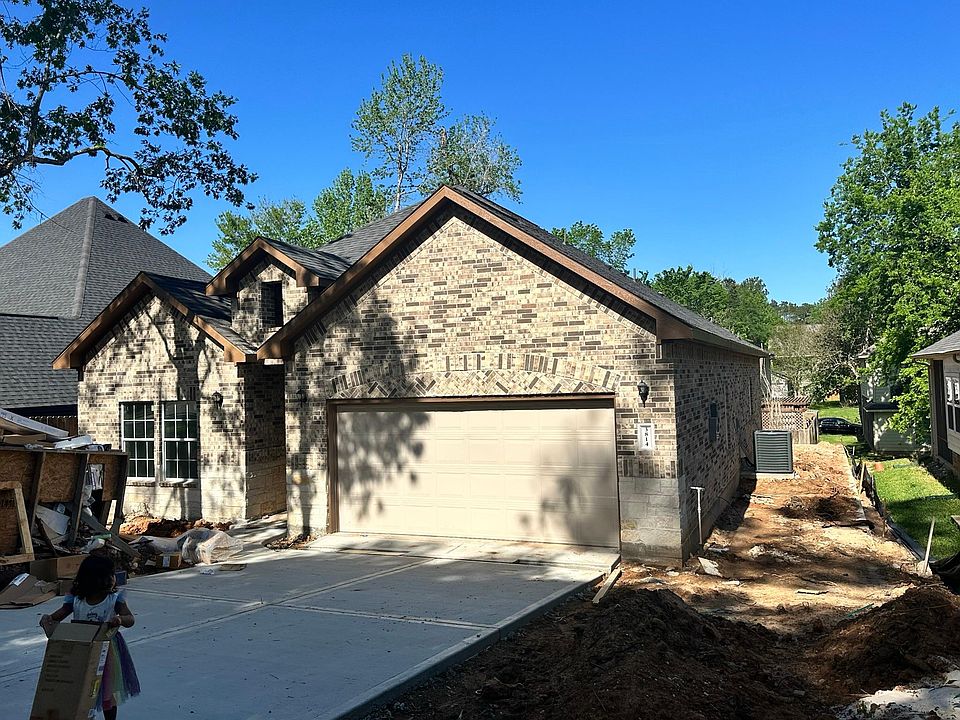 2nd image of 3814 Mystic Cir