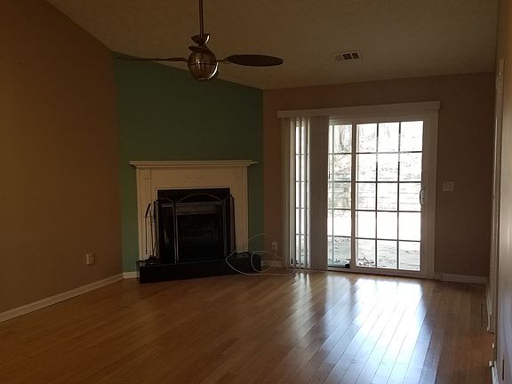 3rd image of 2052 Jebs Ct NW