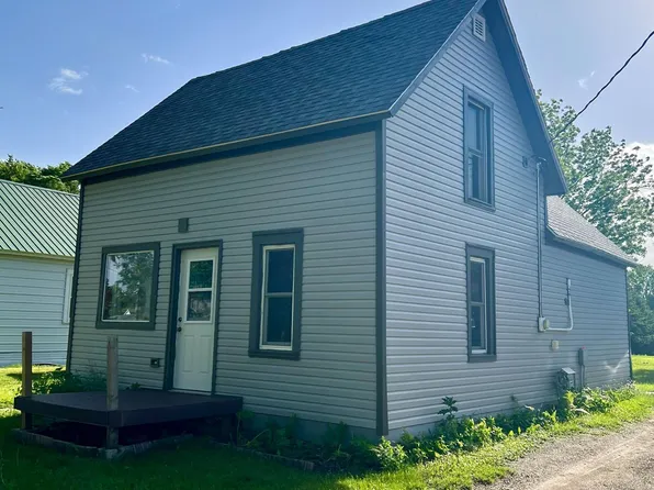 421 Aurora Ave, Lowry, MN 56349