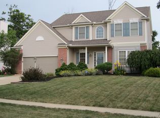 5825 New Haven Dr, Medina, OH 44256