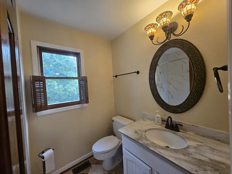 Upstairs hallway bathroom