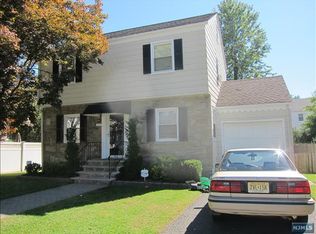 1087 Mayfair Rd, Union, NJ 07083