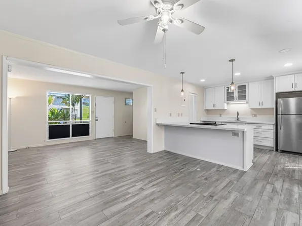 98-917 Noelani St APT C, Pearl City, HI 96782