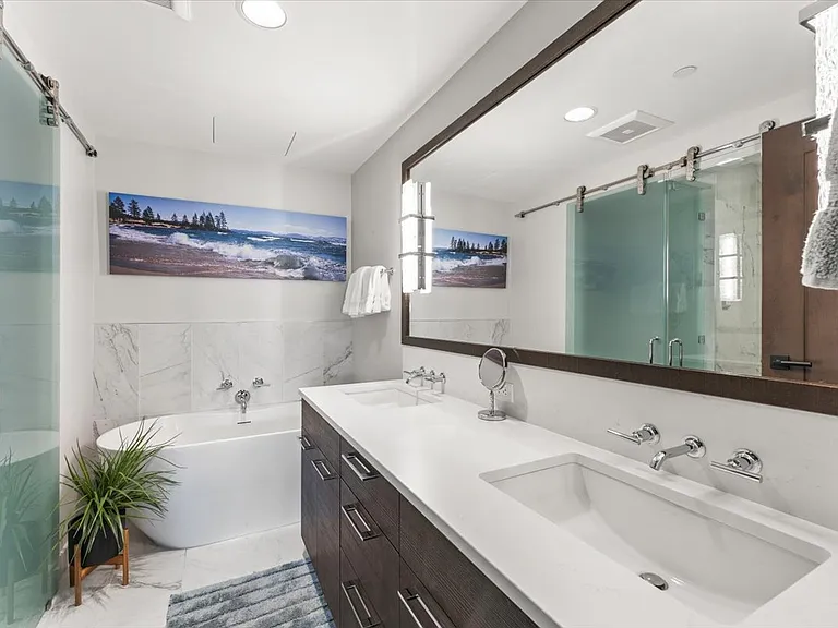 17 Beach Club Dr #207 — Photo 15