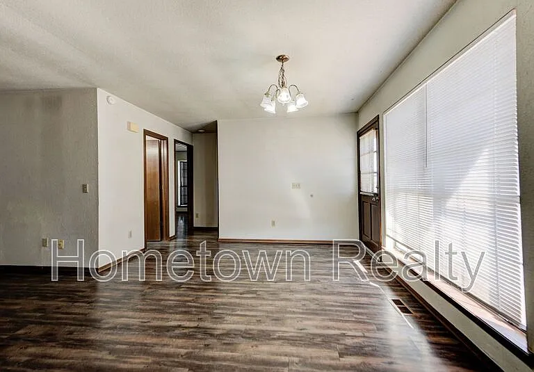 436 NE 115th St — Photo 7