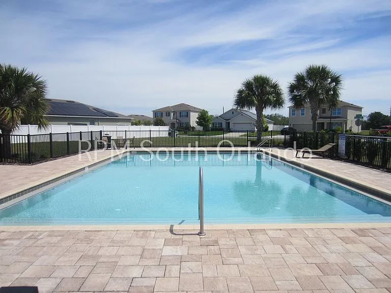1679 Bay Breeze Dr — Photo 17