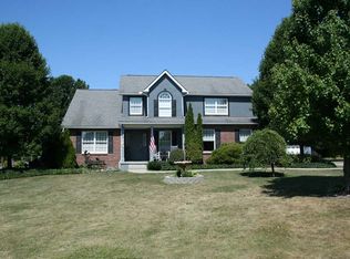 25 Waters Edge, Hebron, OH 43025