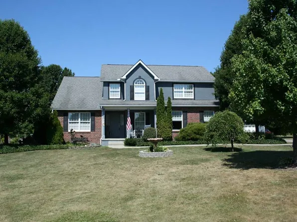 25 Waters Edge, Hebron, OH 43025