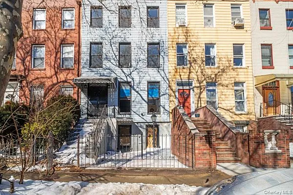 155 Clifton Place 