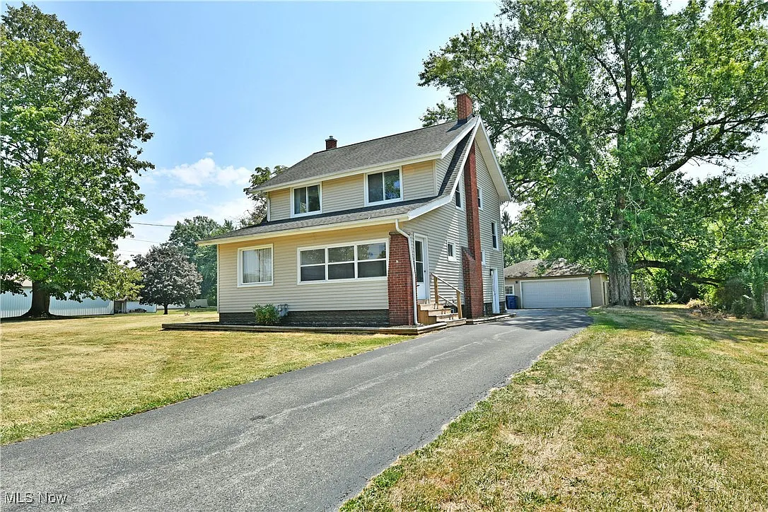 331 Warren Ave photo 1