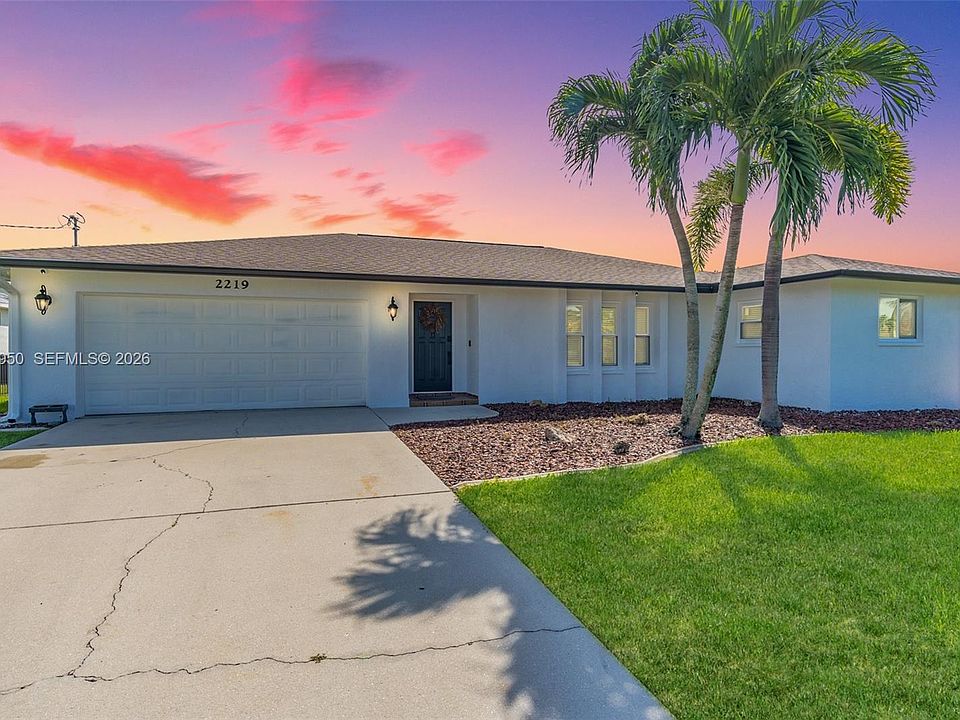 1st image of 2219 SE 19th Pl