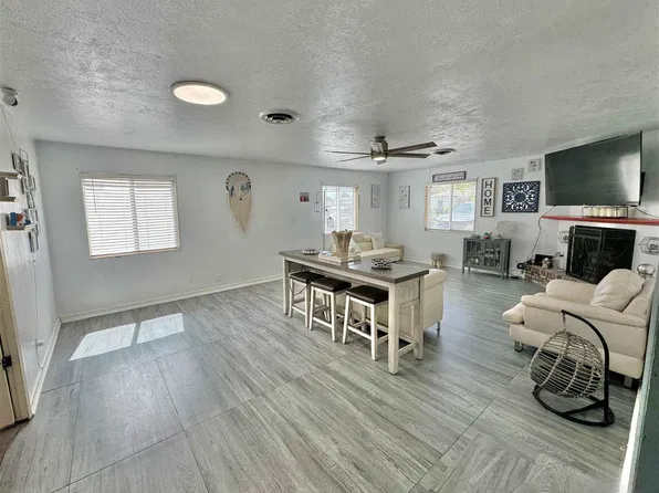 411 S 21st Ave, Yuma, AZ 85364