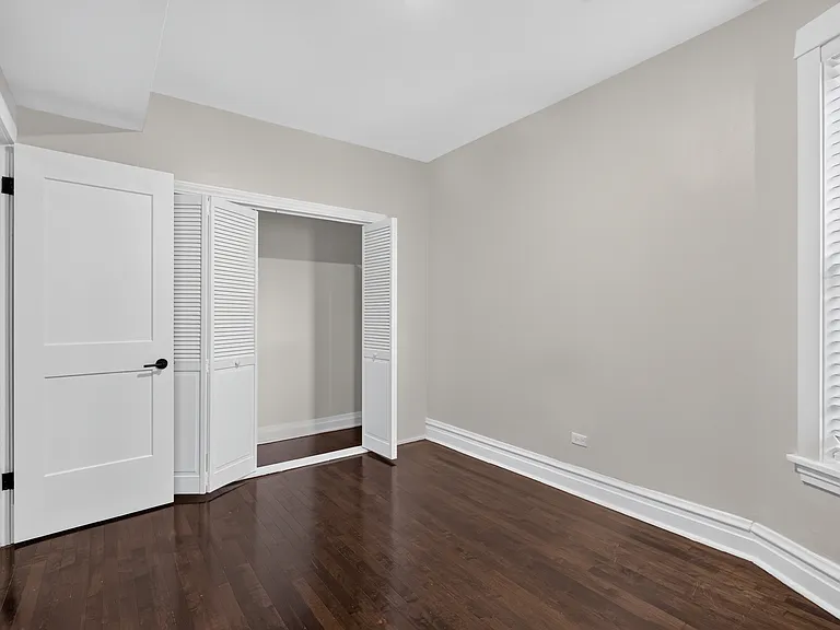 3023 W Wellington Ave — Photo 12