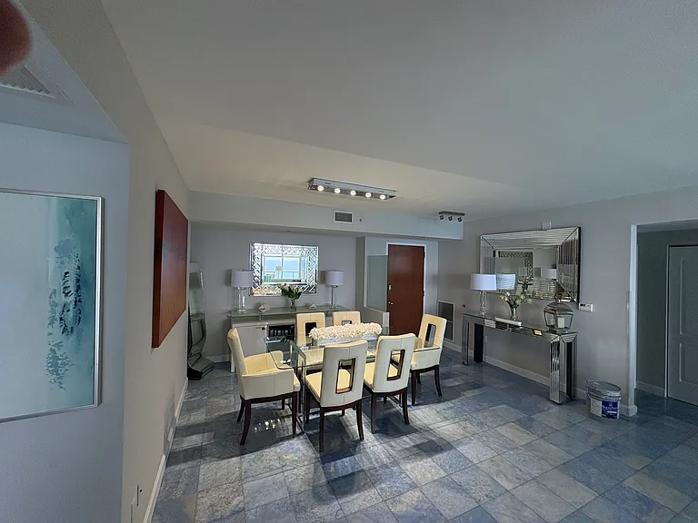 6365 Collins Ave — Photo 13