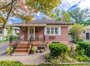 8 Woolton Cres, Toronto, ON M6M4K9