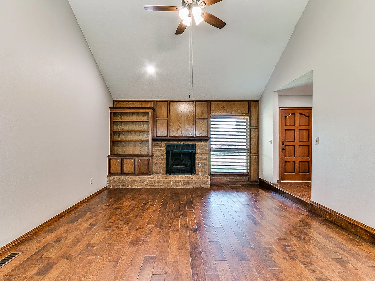 3 bed, 1584 sqft, $1,800 — Photo 4