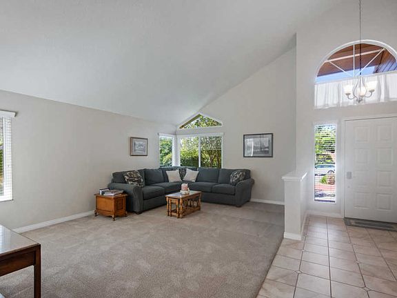 3rd image of 3190 Crazy Horse Dr
