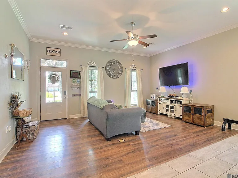 9953 Langston Dr — Photo 5