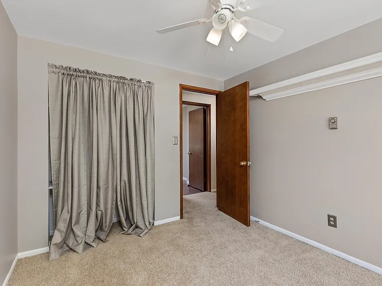 8621 Oakside Ave — Photo 14