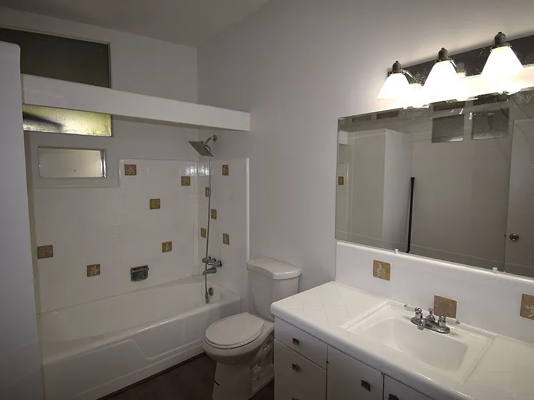 4824 S Viewmont St — Photo 11
