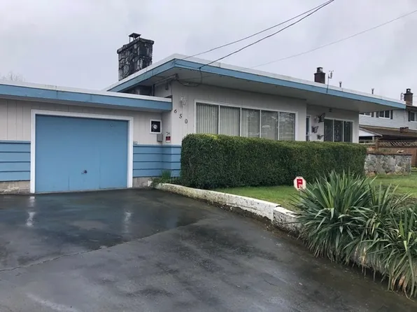 650 Clarke Rd, Coquitlam, BC V3J 3X6