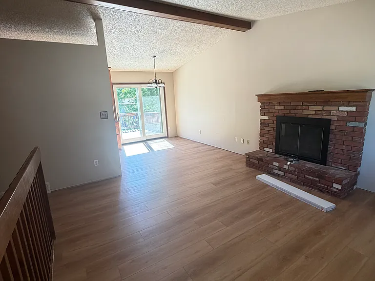 708 Rocky Rd — Photo 3