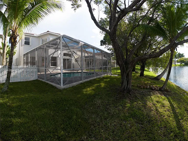 15341 NW 4th St — Photo 10