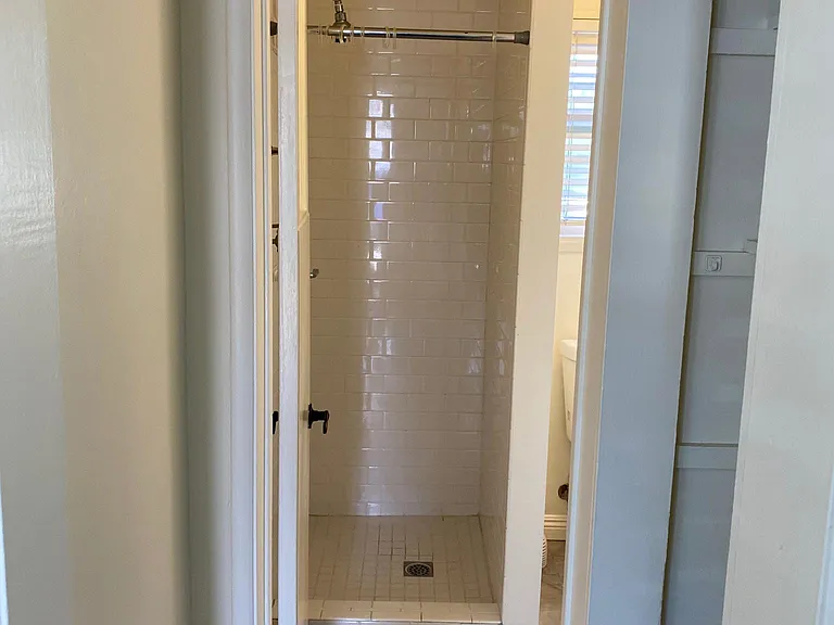 548 W Imperial Ave #2 — Photo 14