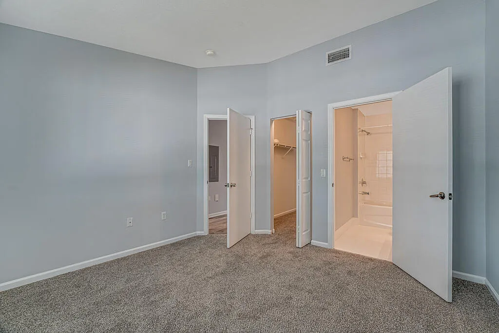 2 bed, 2.0 bath, 863 sqft, $1,850 — Photo 4