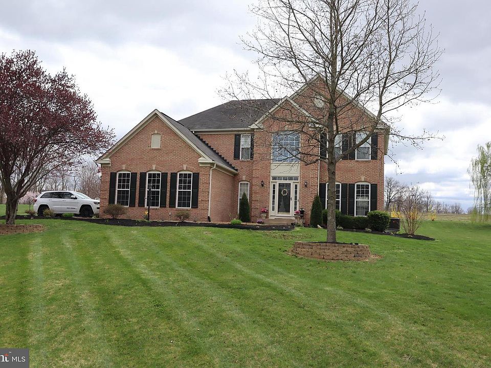1st image of 42 Girth Ln