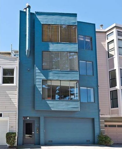 Facade of 3-unit bldg