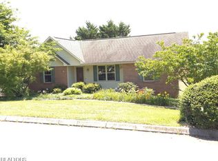 7329 Sweetbriar Dr, Talbott, TN 37877
