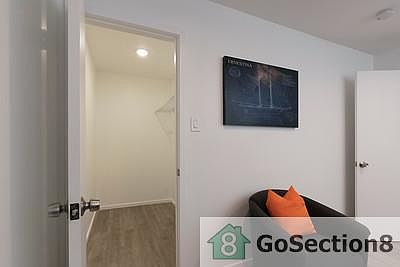 2nd image of 445 Huntington Ave #2