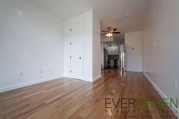 Rented by Commercial Capital Resources INC | media 14