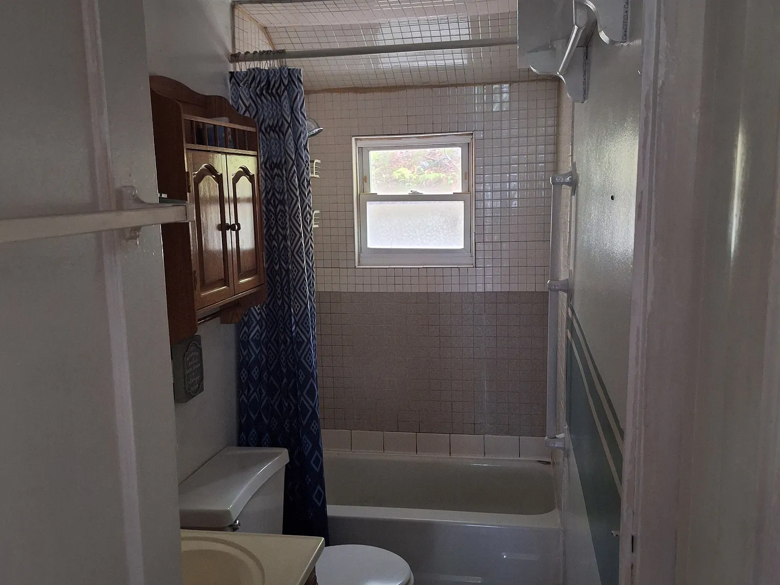 33 Oakwood — Photo 4