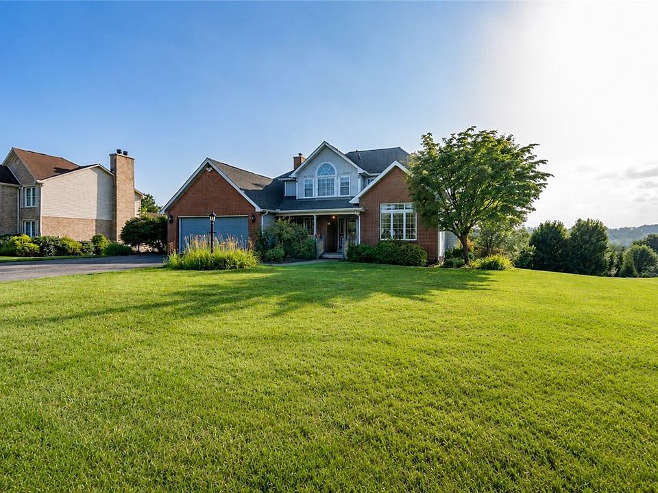 1st image of 32 Saddlebrook Dr