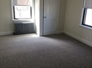 15 Weston Ct APT 9, Braintree, MA 02184