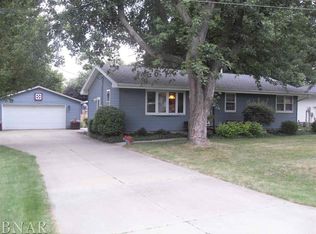 306 S Washington St, Hudson, IL 61748