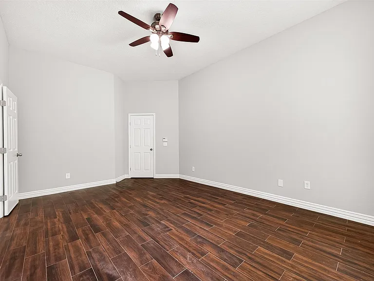 20906 Nettlebrook Ln — Photo 23