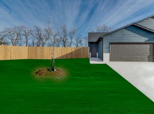 2205 E Cheyenne St, Kechi, KS 67067