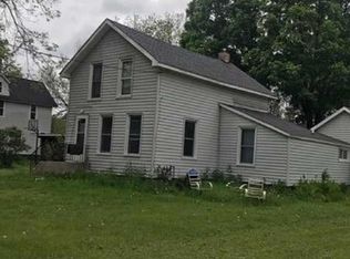 8947 Holton Duck Lake Rd, Holton, MI 49425