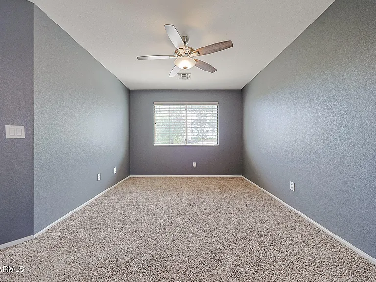 5245 N 125th Ave — Photo 15