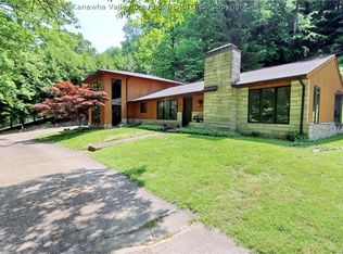 912 Chappell Rd, Charleston, WV 25304